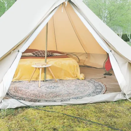 Le Repere Du Pin Sec - Glamping & Surfcamp Campsite