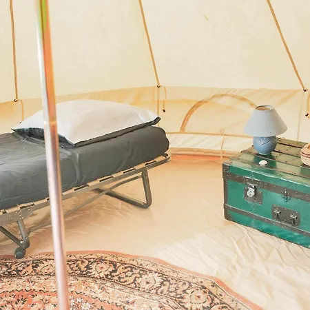 Le Repere Du Pin Sec - Glamping & Surfcamp Campsite