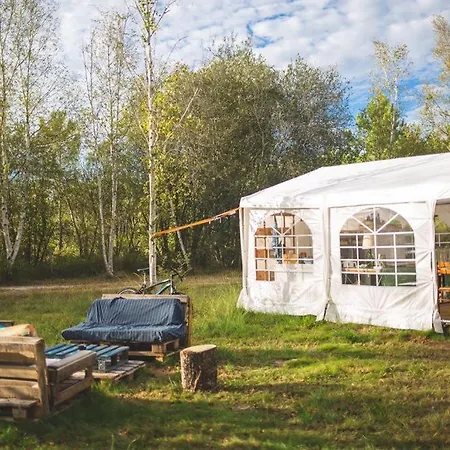 Campingplatz Le Repere Du Pin Sec - Glamping & Surfcamp Naujac-sur-Mer