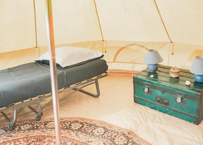 Le Repere Du Pin Sec - Glamping & Surfcamp Campingplatz